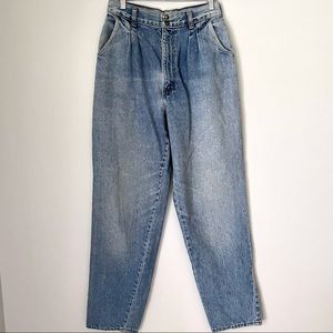 VINTAGE 80s Avon Fashions Light Wash 1980s High Waisted Mom Jeans Front Pleated